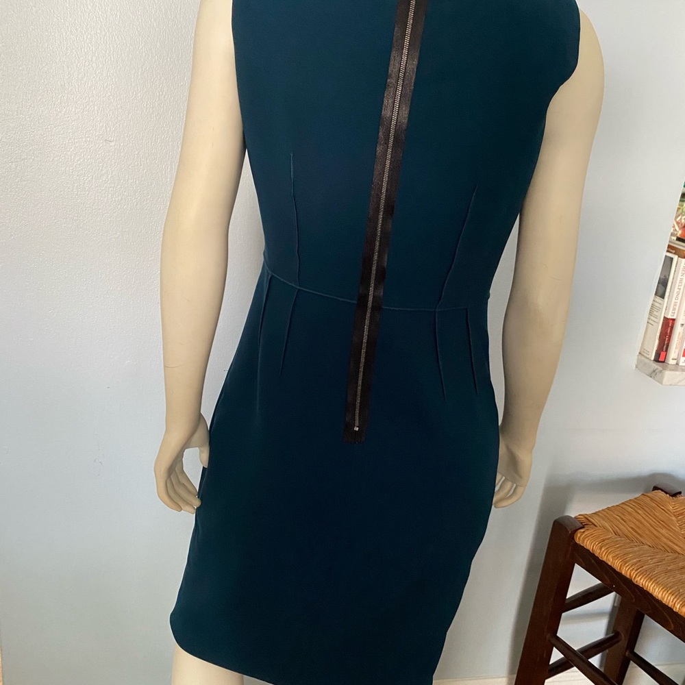 Dress - Picture 12 of 12